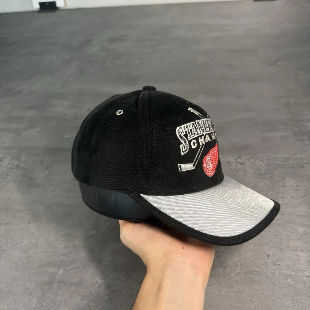 Vintage 90s Detroit Red Wings Hat Starter Stanley‎ Cup Champions Cotton Hockey
